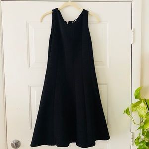 Karl Lagerfeld black Midi Aline black roses dress.